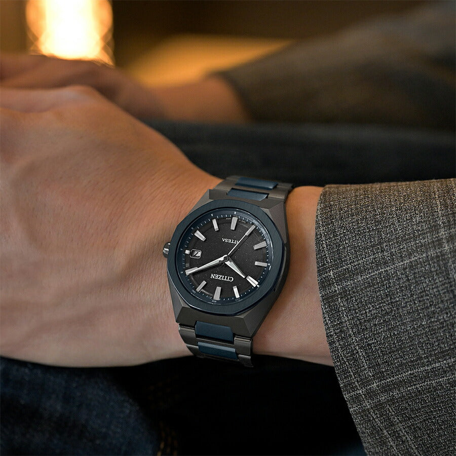 シチズン アテッサ ACT Line Blue Universe Collection 2025 限定モデル CB3046-76E メンズ ソーラー 電波  3針 スーパーチタニウム