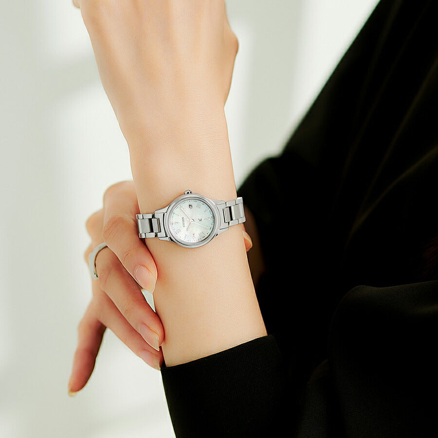 シチズン xC クロスシー ヒカリコレクション 白蝶貝ダイヤル ES9490-52D レディース ソーラー 電波 シルバー