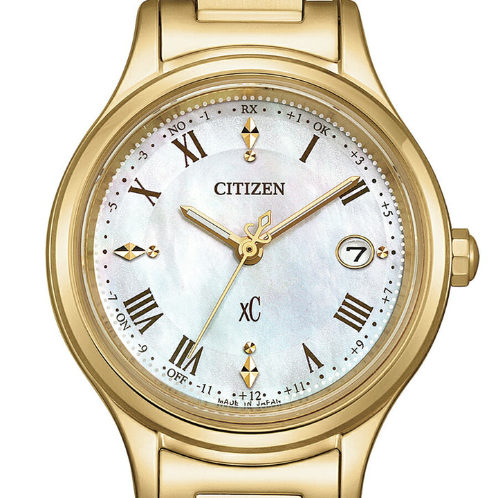 シチズン xC クロスシー ヒカリコレクション 白蝶貝ダイヤル ES9492-57D レディース ソーラー 電波 アンバーイエロー