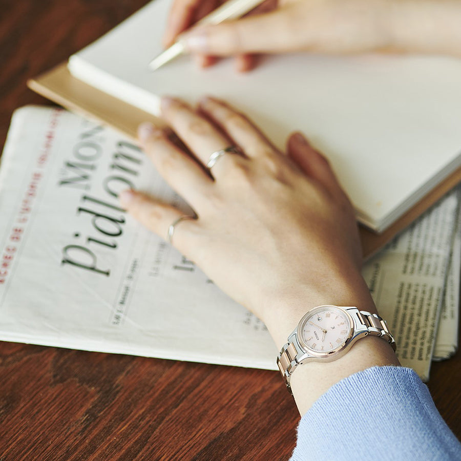 シチズン xC クロスシー hikari collection ヒカリコレクション ES9496-64W レディース ソーラー 電波 サクラ