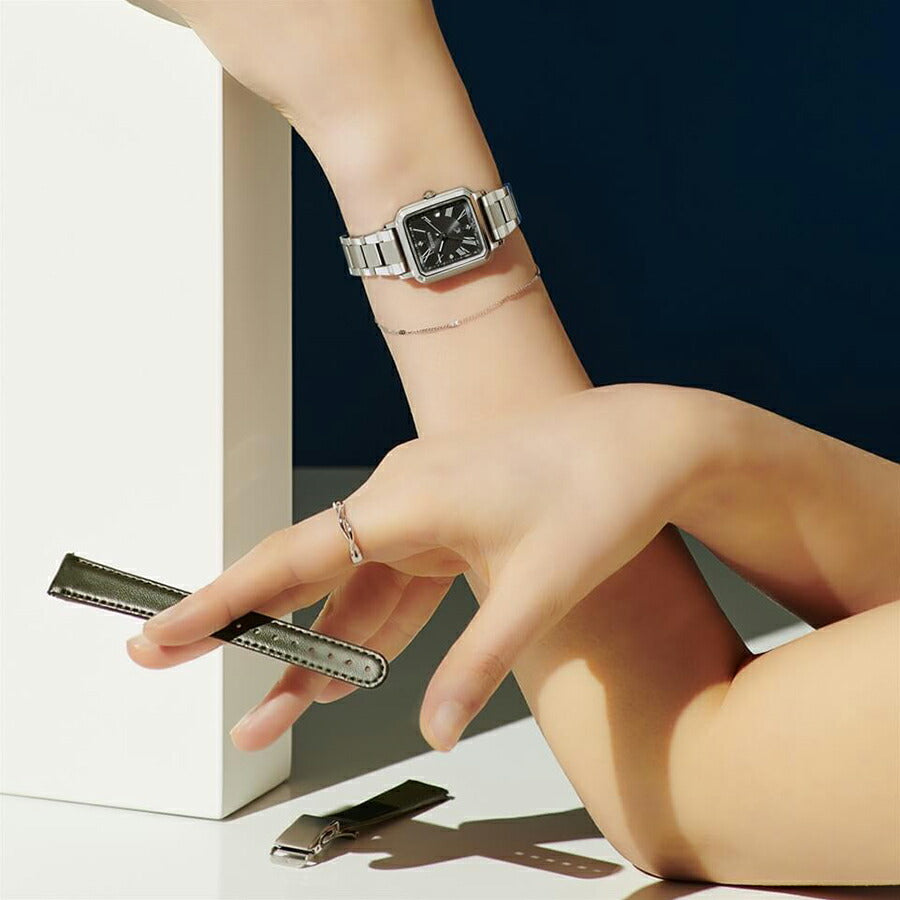 シチズン xC クロスシー hikari collection ヒカリコレクション スクエア2wayモデル ES9500-69E レディース 腕時計 ソーラー 電波 角型 ブラックダイヤル シルバー メタルバンド 替えバンドつき