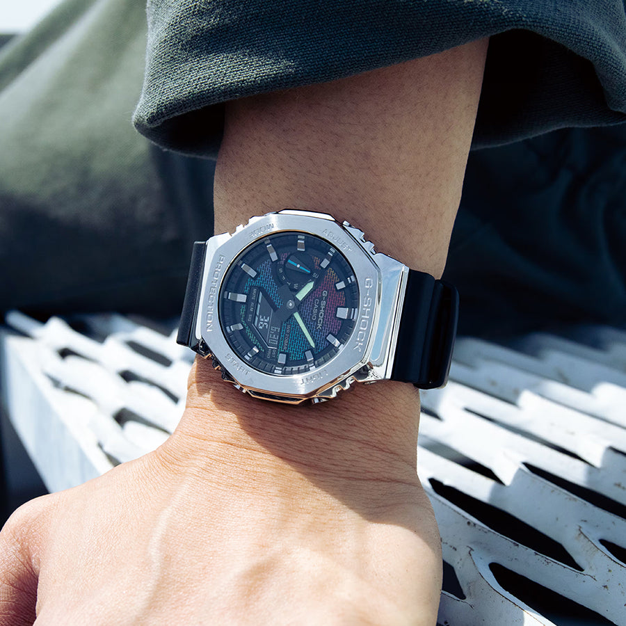G-SHOCK レインボー ブリック ウォール メタルカバード GM-2100RW-1AJF メンズ 腕時計 電池式 アナデジ オクタゴン 樹脂バンド 反転液晶 国内正規品 カシオ