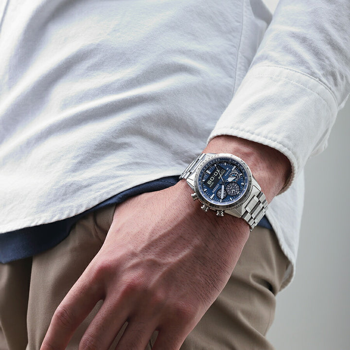 シチズン プロマスター スカイシリーズ アナデジ パイロットウオッチ JV2000-51L メンズ ソーラー ブルーダイヤル MIP液晶搭載