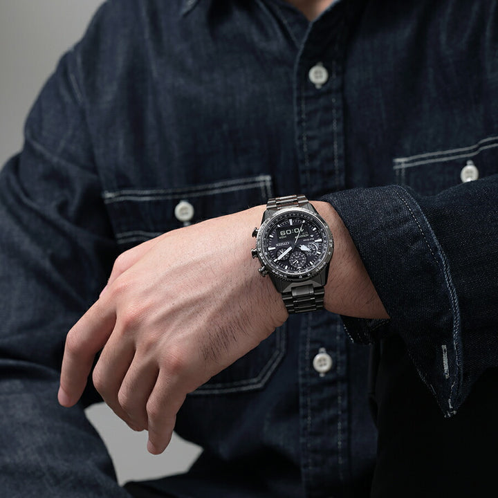 シチズン プロマスター スカイシリーズ アナデジ パイロットウオッチ JV2005-58E メンズ ソーラー グレー MIP液晶搭載