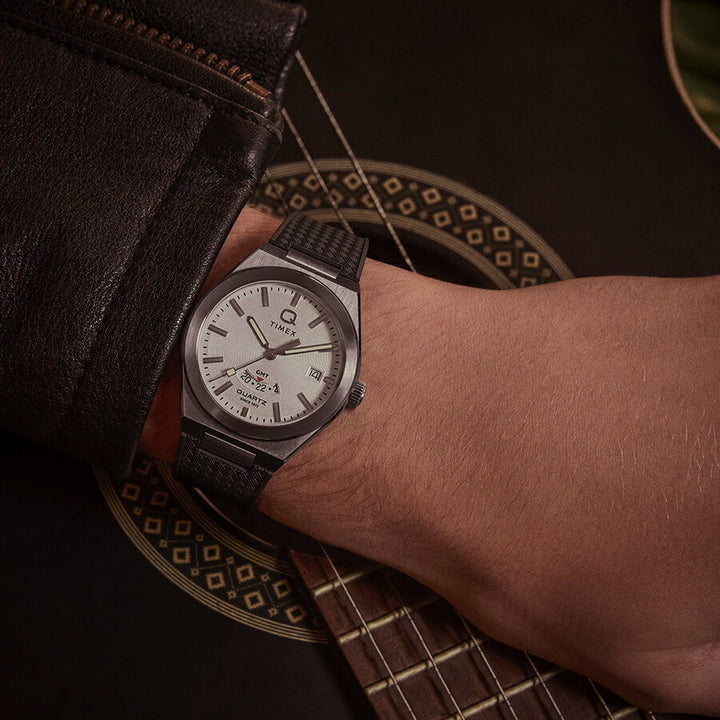 タイメックス Q TIMEX コンチネンタル GMT TW2Y12200 メンズ クオーツ 電池式 シルバーダイヤル ラバーストラップ