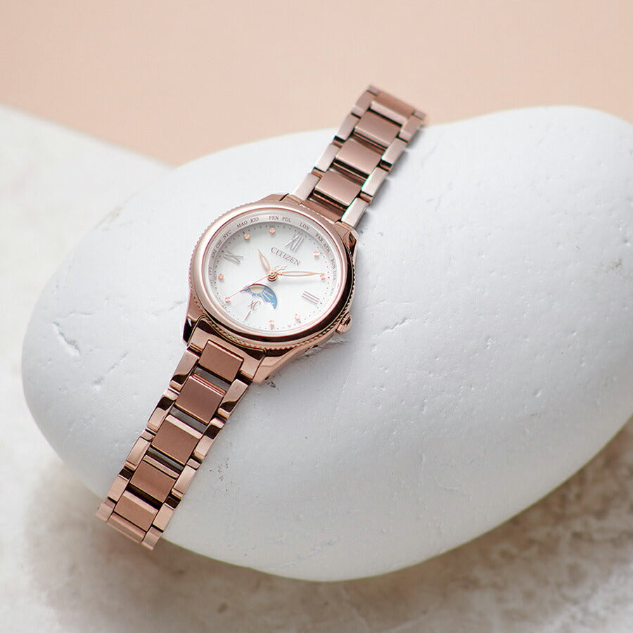 シチズン　XC　クロスシー　サクラピンク　ムーンフェイズ　レディース　腕時計ファッション