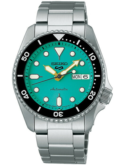 引き続き検討させていただきますSEIKO 5 SPORTS 自動巻き　セイコー5  緑　グリーン