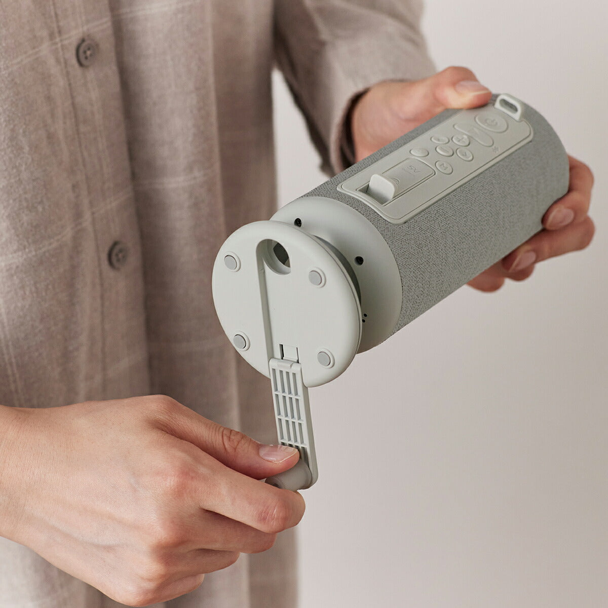 リズム クランクスピーカー 手回し充電 ワイヤレススピーカー 防災用