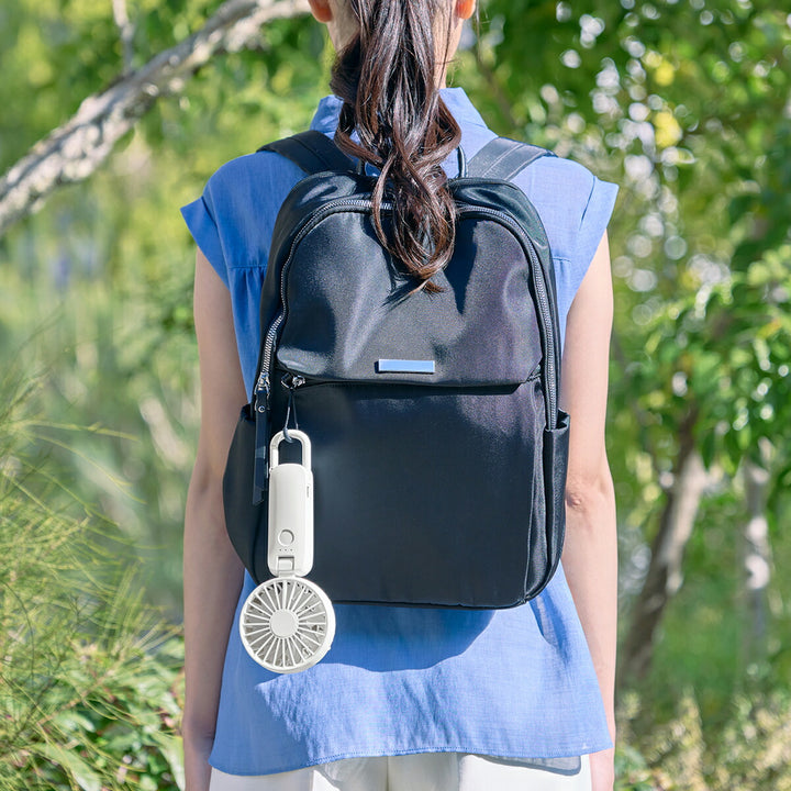 リズム ハンディファン 扇風機 大風量 3way カラビナ付き ライトグレー 静音 卓上 小型 Silky Wind Mobile 4 9ZF042RH08