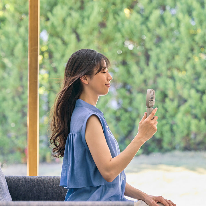 リズム ハンディファン 扇風機 大風量 3way カラビナ付き グレーベージュ 静音 卓上 小型 Silky Wind Mobile 4 9ZF042RH38