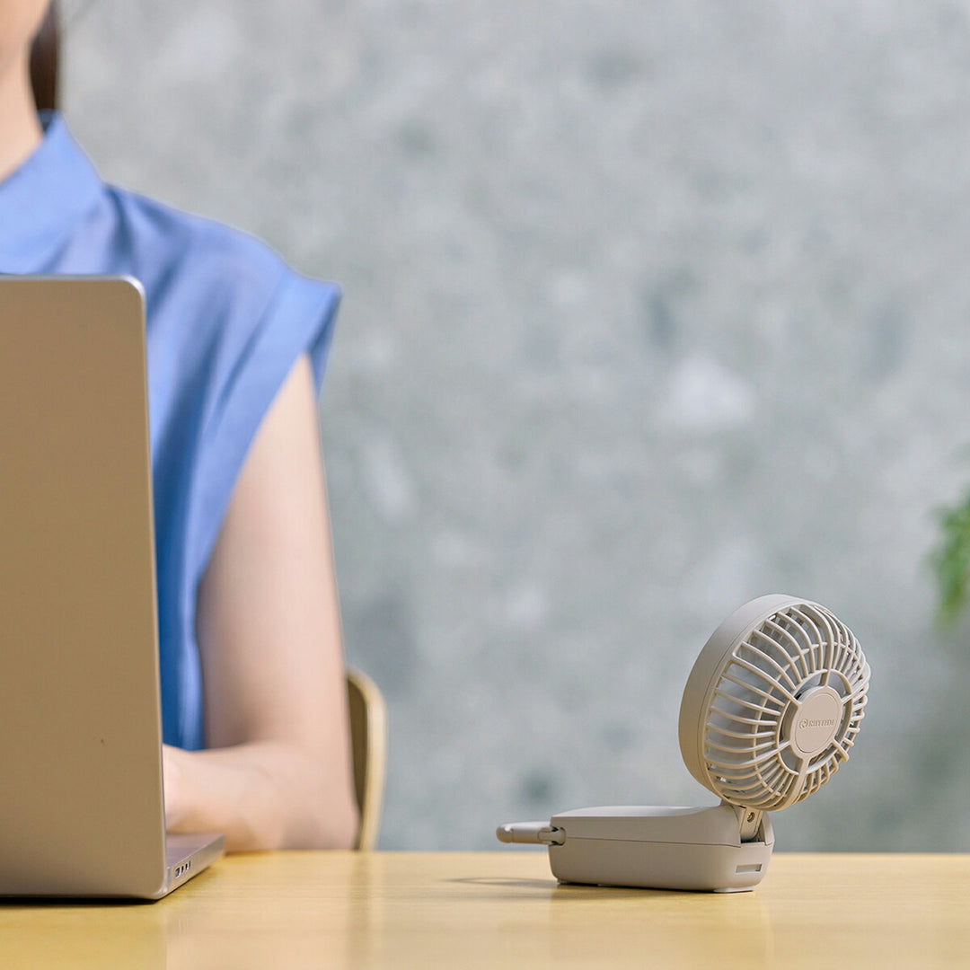 リズム ハンディファン 扇風機 大風量 3way カラビナ付き グレーベージュ 静音 卓上 小型 Silky Wind Mobile 4 9ZF042RH38
