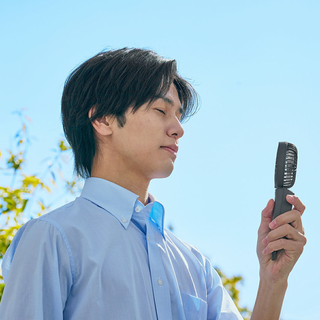 リズム ハンディファン 扇風機 大風量 3way カラビナ付き ダークグレー 静音 卓上 小型 Silky Wind Mobile 4 9ZF042RH82