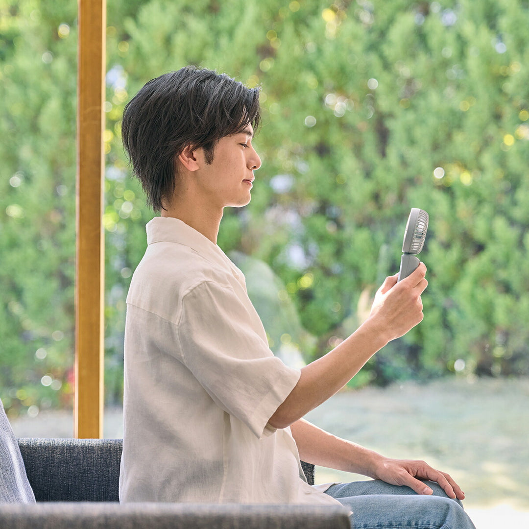 リズム ハンディファン 扇風機 大風量 3way カラビナ付き ミディアムグレー 静音 卓上 小型 Silky Wind Mobile 4 9ZF042RH84