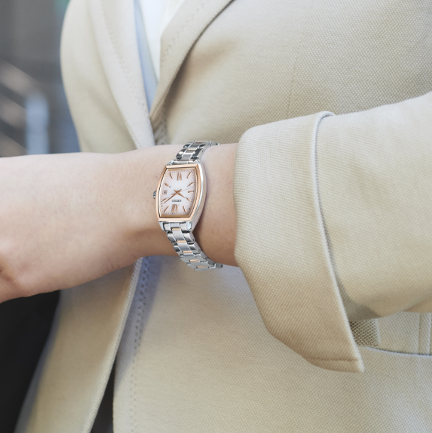 セイコー セレクション Sシリーズ レディース ソーラー電波 SWFH126 トノー ピンク