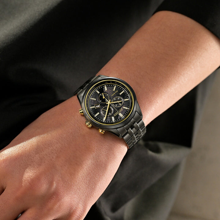 シチズンコレクション エコ・ドライブ 50周年記念 限定モデル LIGHT in BLACK AT2576-68E メンズ ソーラー クロノグラフ