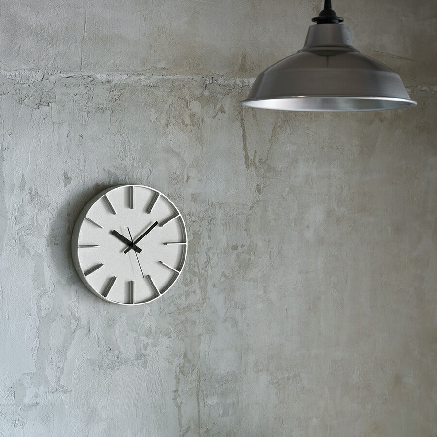 タカタレムノス 掛け時計 デザインオブジェクト エッジクロック アルミニウム 290mm クオーツ 電池式 シルバー スイープセコンド AZUMI AZ24-08AL