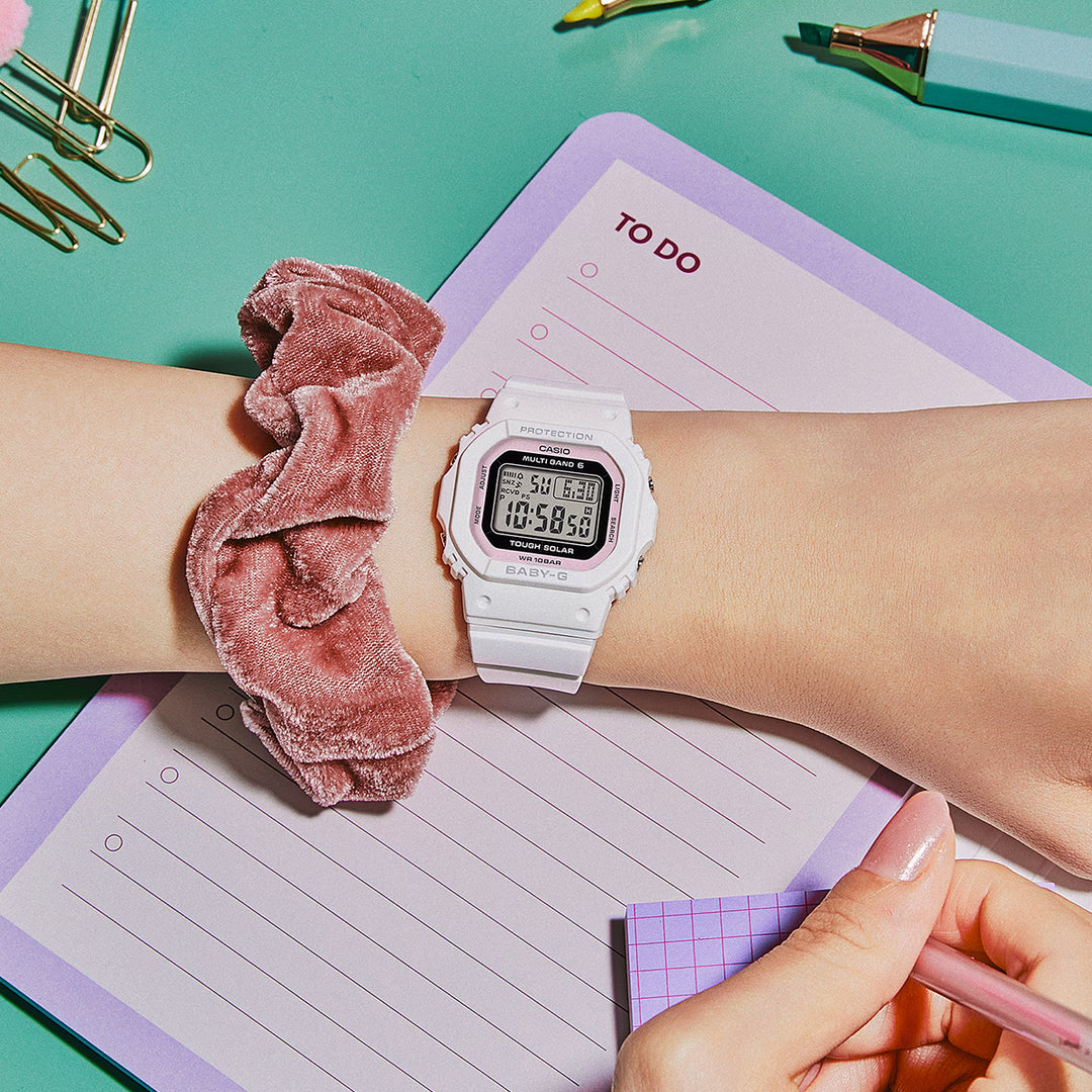 BABY-G スプリングパッケージ 2026 ホワイト ピンク BGD-5650SP-7CJR レディース 電波ソーラー デジタル スクエア