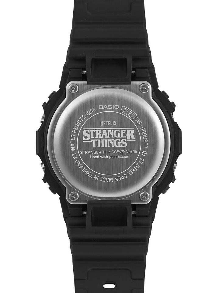 G-SHOCK ストレンジャー・シングス 未知の世界 コラボレーションモデル DW-5600STT-1JR メンズ 電池式 デジタル スクエア 樹脂バンド 反転液晶
