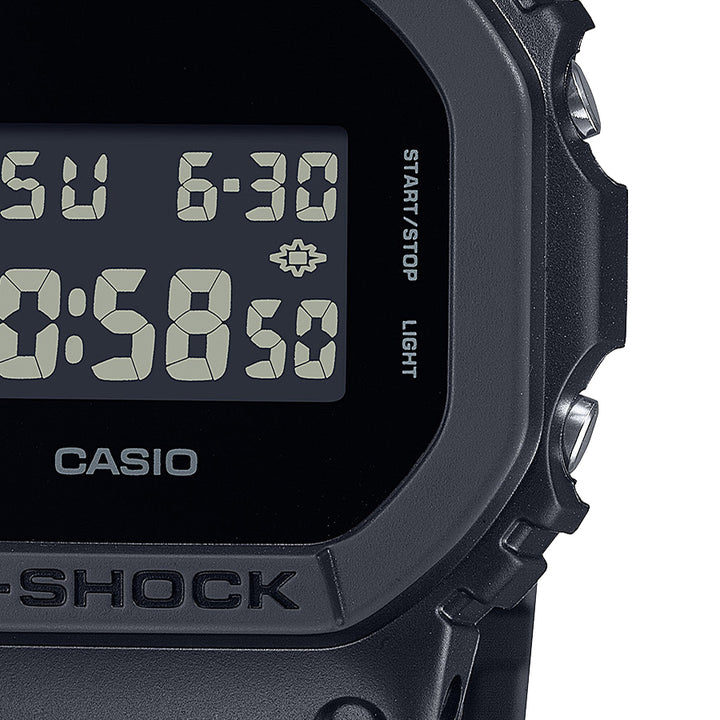 G-SHOCK 5600シリーズ ソリッドカラーズ DW-5600UBB-1JF メンズ 腕時計 電池式 デジタル スクエア ブラック 反転液晶 国内正規品 カシオ