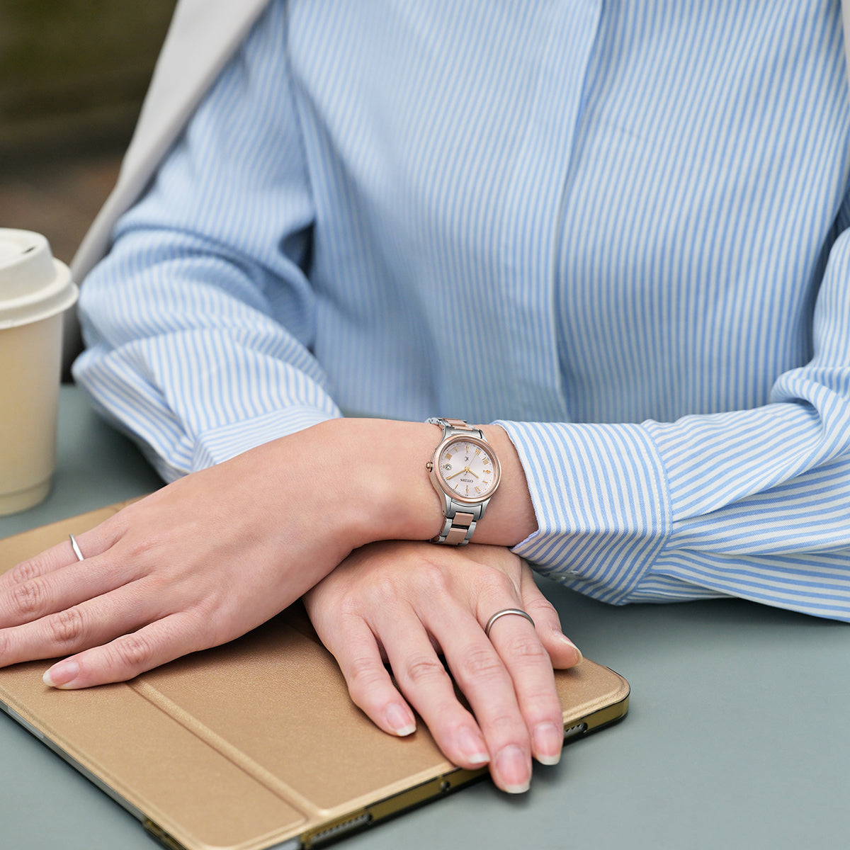 シチズン クロスシー ヒカリコレクション ES9496-64W レディース