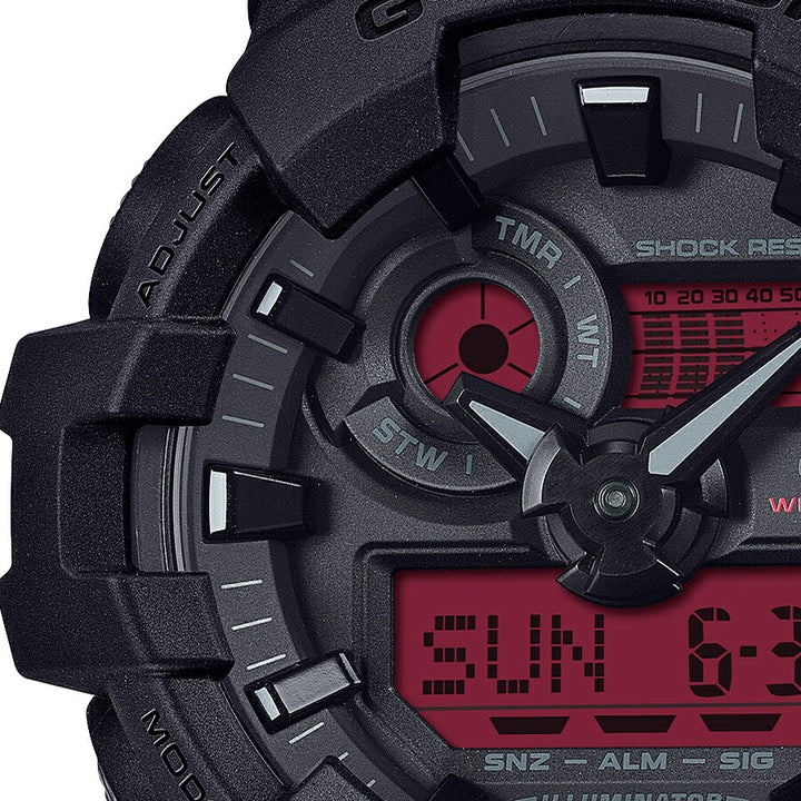 G-SHOCK ブラック&ボールドレッド GA-700BBR-1AJF メンズ 電池式 ビッグケース アナデジ 樹脂バンド カラー液晶