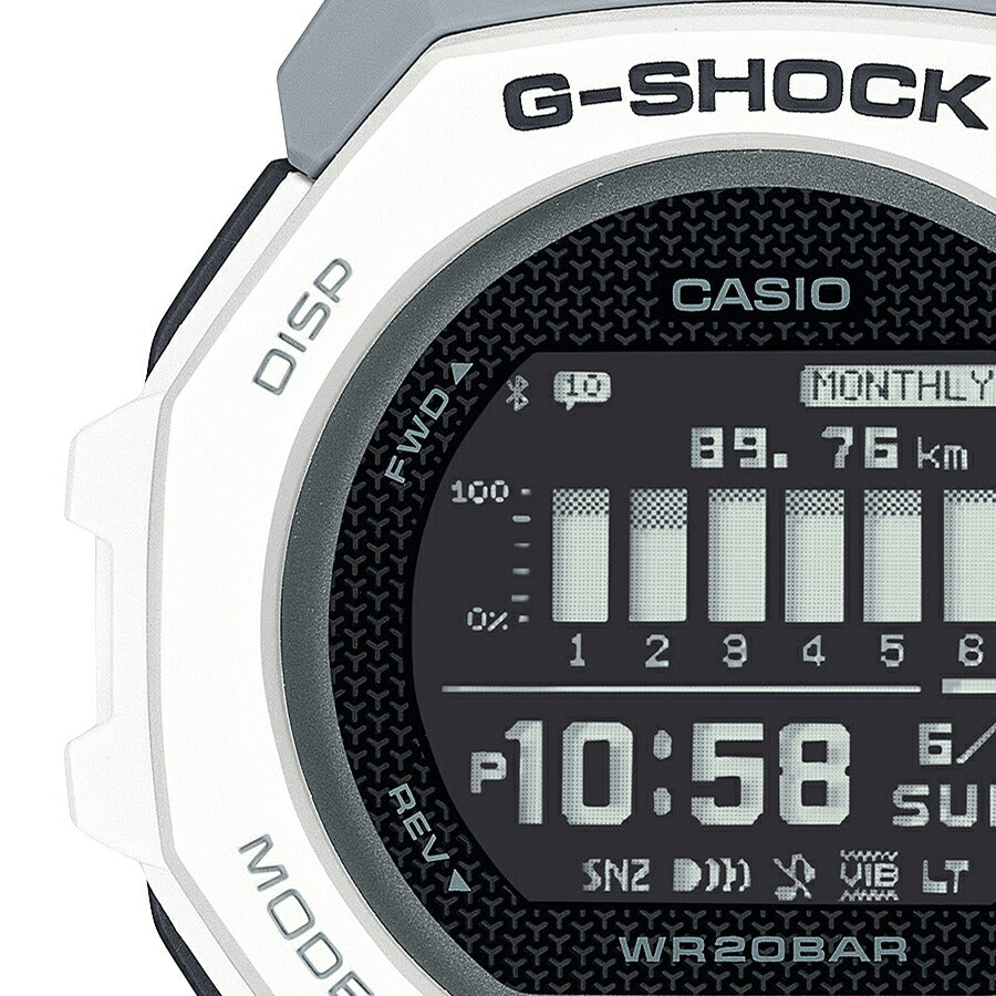 G-SHOCK G-SQUAD GBD-300シリーズ GBD-300-7JF メンズ 腕時計 電池式 Bluetooth デジタル 樹脂バンド ホワイト 反転液晶 国内正規品 カシオ