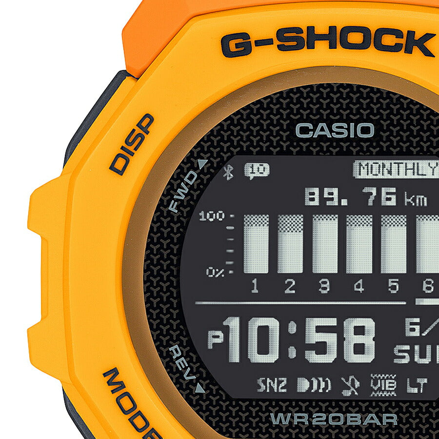 G-SHOCK G-SQUAD GBD-300シリーズ GBD-300-9JF メンズ 腕時計 電池式 Bluetooth デジタル 樹脂バンド イエロー 反転液晶 国内正規品 カシオ