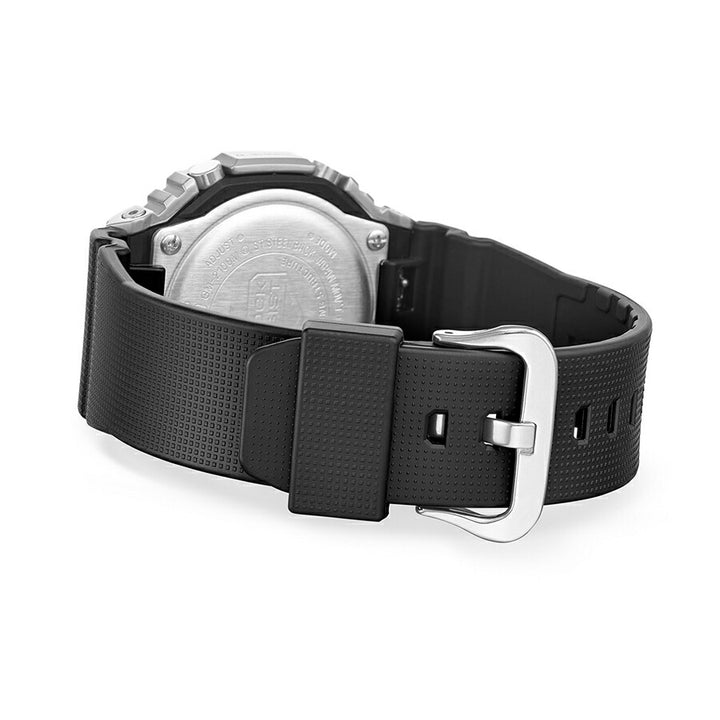 G-SHOCK メタルカバード チェッカリングパターン GM-2100M-1AJF メンズ 電池式 アナデジ オクタゴン 樹脂バンド 反転液晶