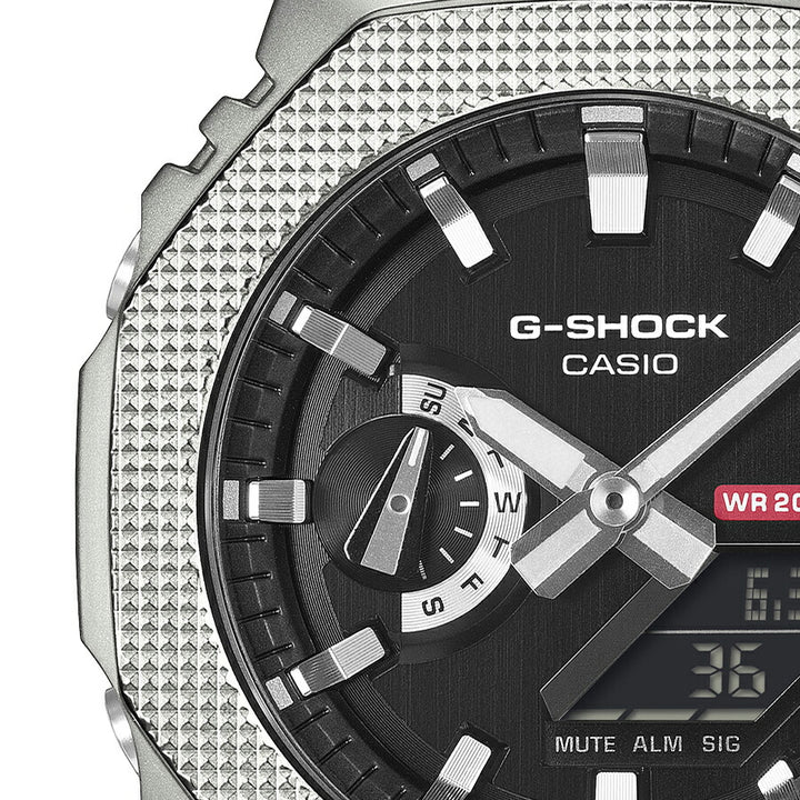 G-SHOCK メタルカバード チェッカリングパターン GM-2100M-1AJF メンズ 電池式 アナデジ オクタゴン 樹脂バンド 反転液晶