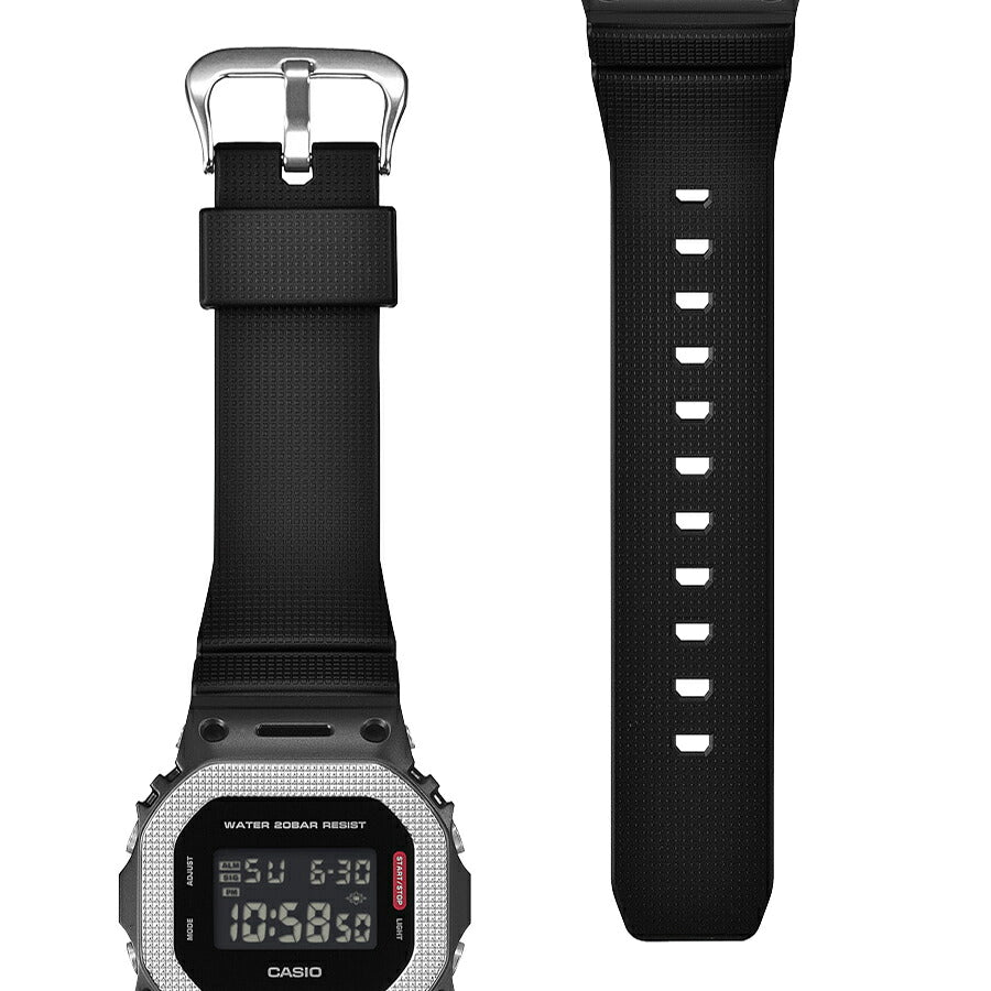 G-SHOCK メタルカバード チェッカリングパターン GM-5600BM-1JF メンズ 電池式 デジタル スクエア 樹脂バンド 反転液晶