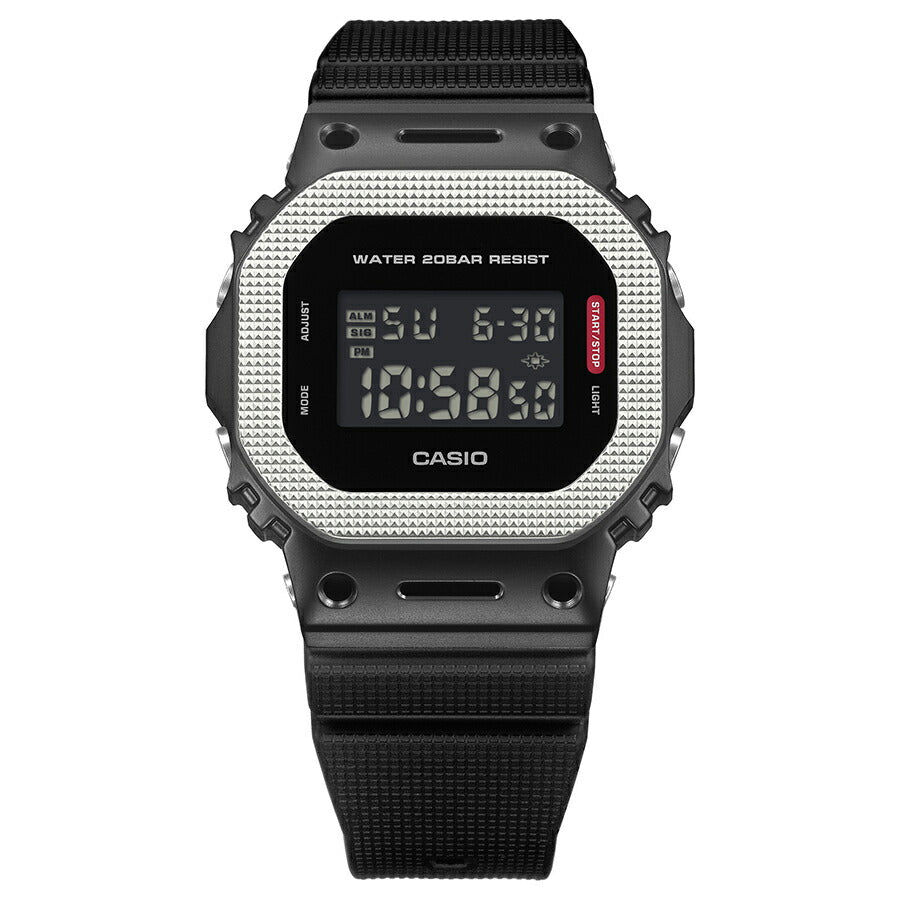 G-SHOCK メタルカバード チェッカリングパターン GM-5600BM-1JF メンズ 電池式 デジタル スクエア 樹脂バンド 反転液晶