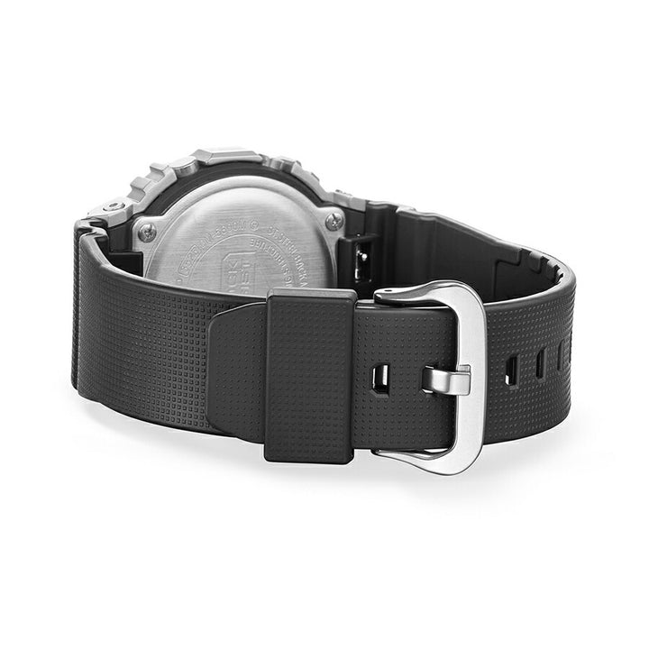 G-SHOCK メタルカバード チェッカリングパターン GM-5600M-1JF メンズ 電池式 デジタル スクエア 樹脂バンド 反転液晶