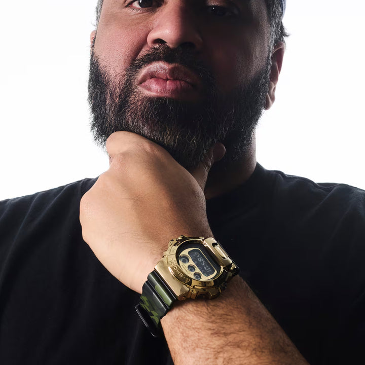 G-SHOCK メタルカバード ボールドカモシリーズ カモフラージュ & ゴールド GM-6900CMG-3JF メンズ 電池式 デジタル 反転液晶