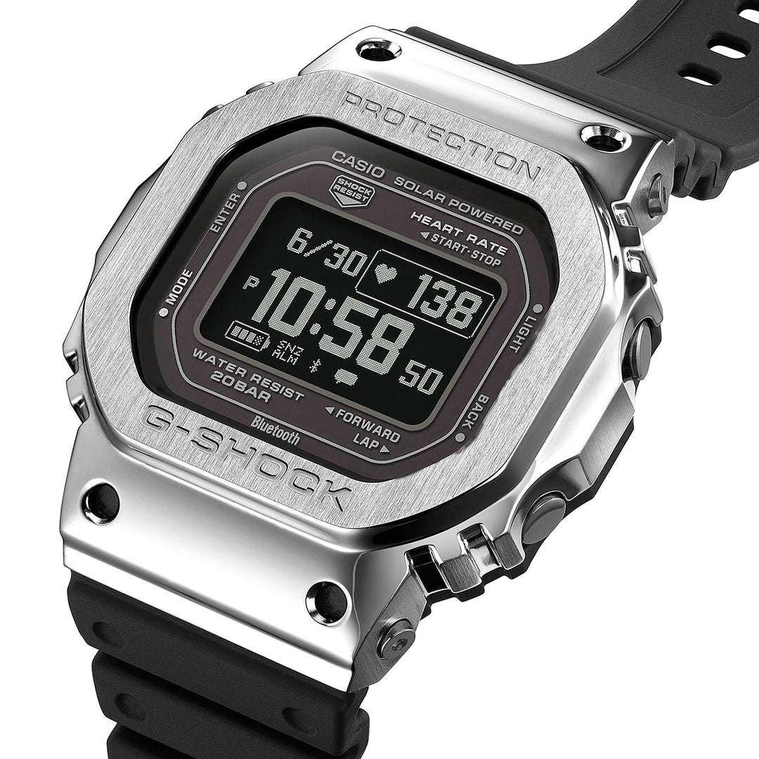 G-SHOCK メタルカバード G-SQUAD 心拍計測 血中酸素レベル計測 GM-H5600-1JR メンズ ソーラー Bluetooth MIP 反転液晶 シルバー