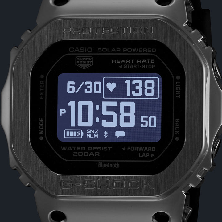 G-SHOCK メタルカバード G-SQUAD 心拍計測 血中酸素レベル計測 GM-H5600-1JR メンズ ソーラー Bluetooth MIP 反転液晶 シルバー