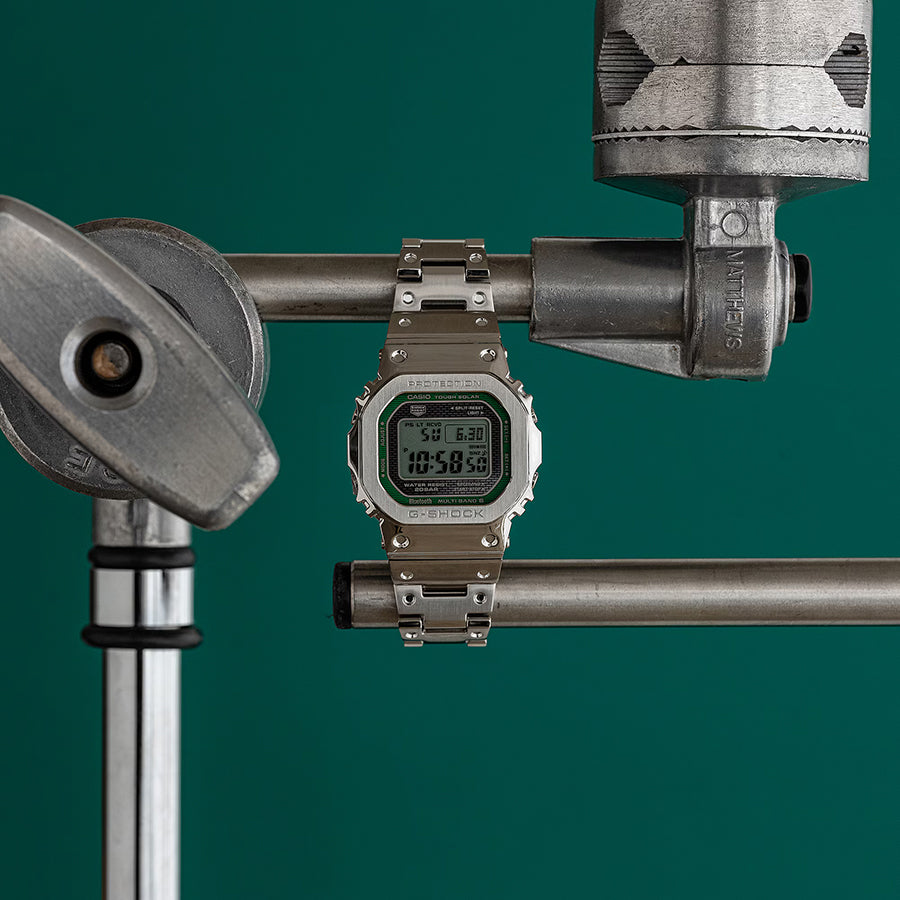 G-SHOCK FULL METAL フルメタル グリーンアクセント GMW-B5000D-3JF メンズ 腕時計 電波ソーラー Bluetooth シルバー 国内正規品 カシオ 日本製