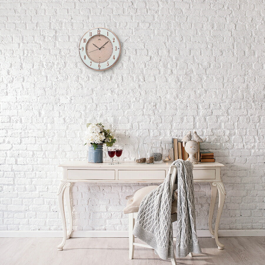 セイコー エムブレム 電波 掛け時計 スマイラックス柄 ピンク