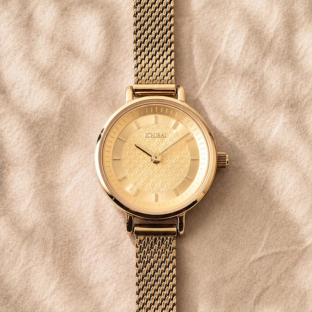 イチサイ 七宝文様ダイヤル 23mm 金陽 IS103-YG1A レディース 電池式 クオーツ 3針 メッシュバンド イエローゴールド
