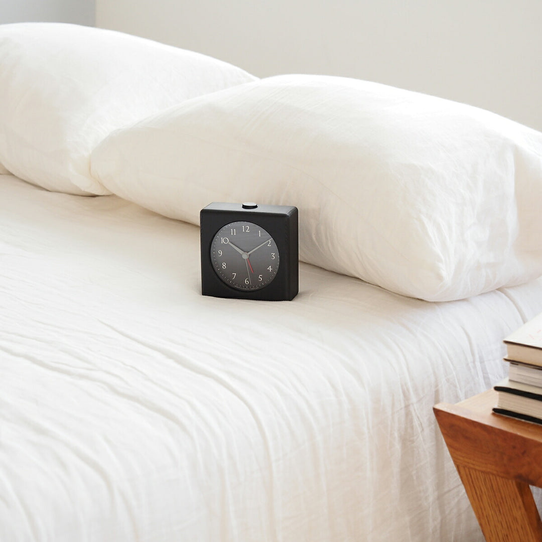 タカタレムノス 置き時計 プレイン カノン アラーム クオーツ 電池式 スイープセコンド ブラック JH23-11BK