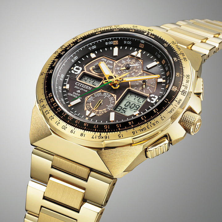 シチズン プロマスター スカイシリーズ Eco-Drive 50周年限定モデル スカイホーク JY8144-50E メンズ ソーラー 電波 アナデジ ゴールド