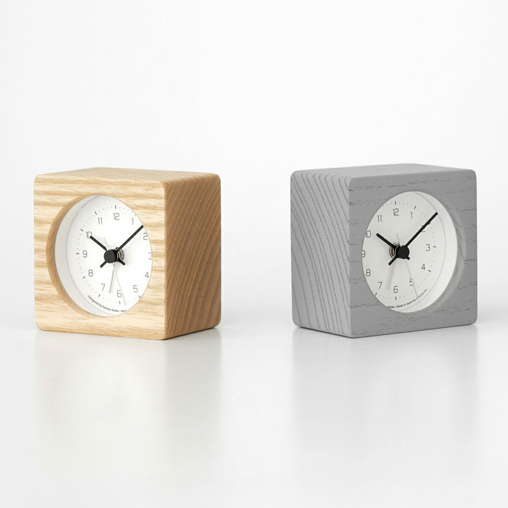 タカタレムノス 置き時計 デザインオブジェクト ニュート アラーム クロック ナチュラル クオーツ 電池式 スイープセコンド 小池 和也 KK24-09NT