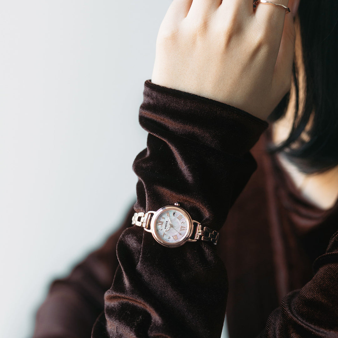 シチズン ウィッカ カフェタイム KL0-561-21 レディース ソーラー電波 白蝶貝ダイヤル ゴールド