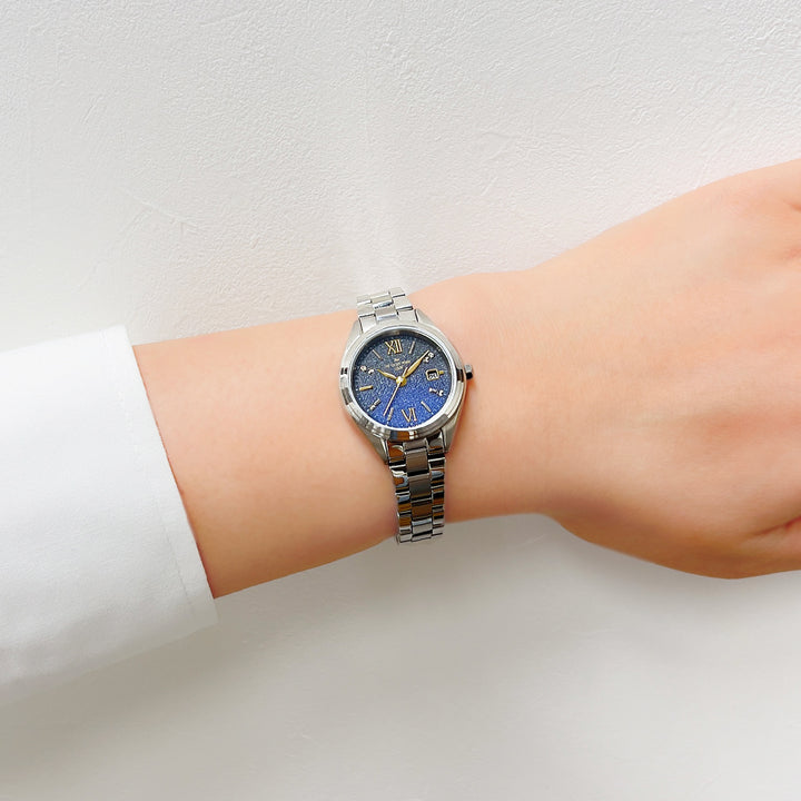 ザ・クロックハウス スマイルダイヤモンド 2025 限定モデル 月光 LBC1008-NV1ALIM レディース ソーラー 3針 ネイビーダイヤル