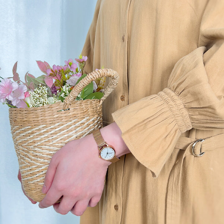 ザ・クロックハウス ナチュラルカジュアル ティーカップ ラテホワイト LNC1001-WH7A レディース 腕時計 ソーラー 3針 ピンクゴールド メッシュバンド