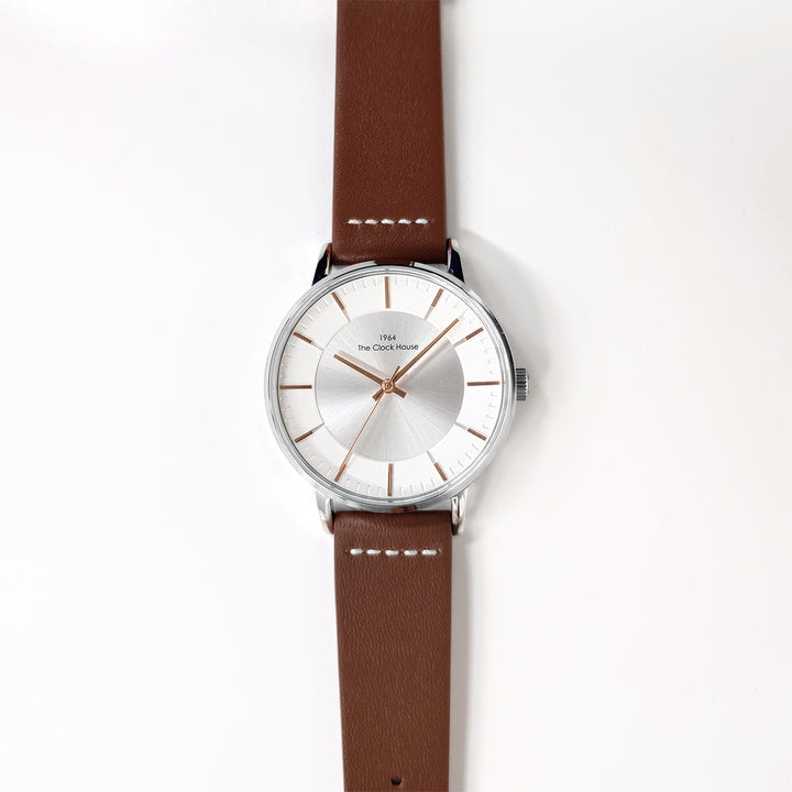 ザ・クロックハウス MCA5002-WH1B メンズカジュアル メンズ 腕時計 クオーツ 茶レザー ホワイト リーズナブル THE CLOCK HOUSE
