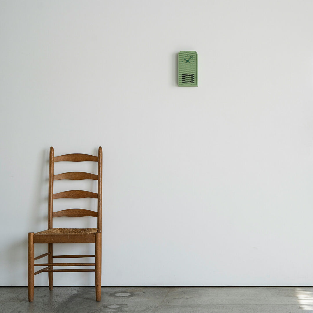タカタレムノス 掛け時計 デザインオブジェクト ムーブ 掛置兼用 振り子時計 クオーツ 電池式 グリーン パンチングメタル 福定 良佑 RF25-05GN