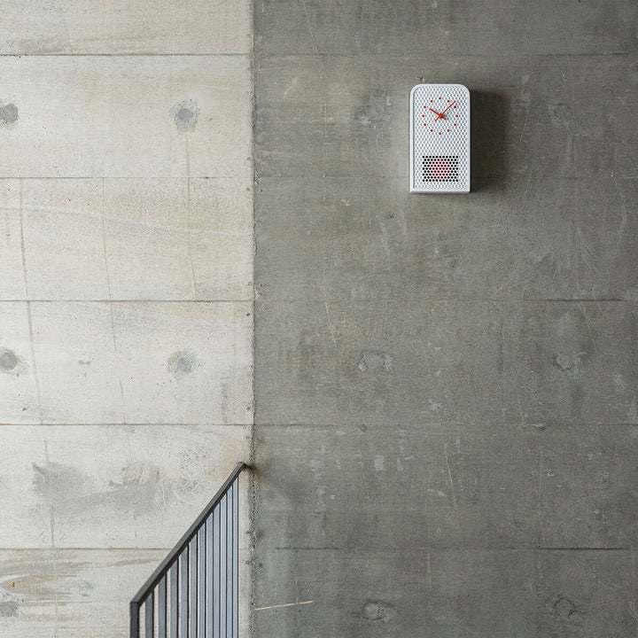 タカタレムノス 掛け時計 デザインオブジェクト ムーブ 掛置兼用 振り子時計 クオーツ 電池式 ホワイト パンチングメタル 福定 良佑 RF25-05WH