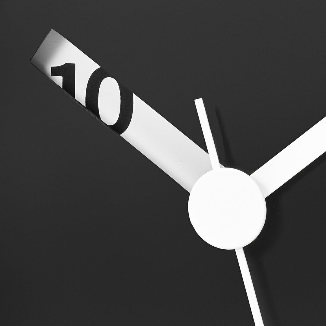 タカタレムノス 掛け時計 デザインオブジェクト エクストラノーマル クロック クオーツ 電池式 掛置兼用 ブラック ロス・ミクブライド RM24-07BK