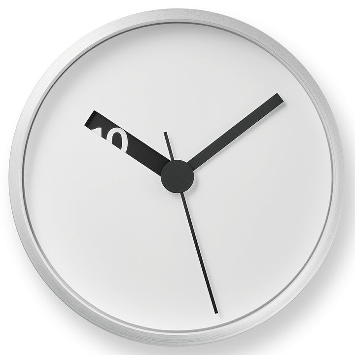 タカタレムノス 掛け時計 デザインオブジェクト エクストラノーマル クロック クオーツ 電池式 掛置兼用 ホワイト ロス・ミクブライド RM24-07WH