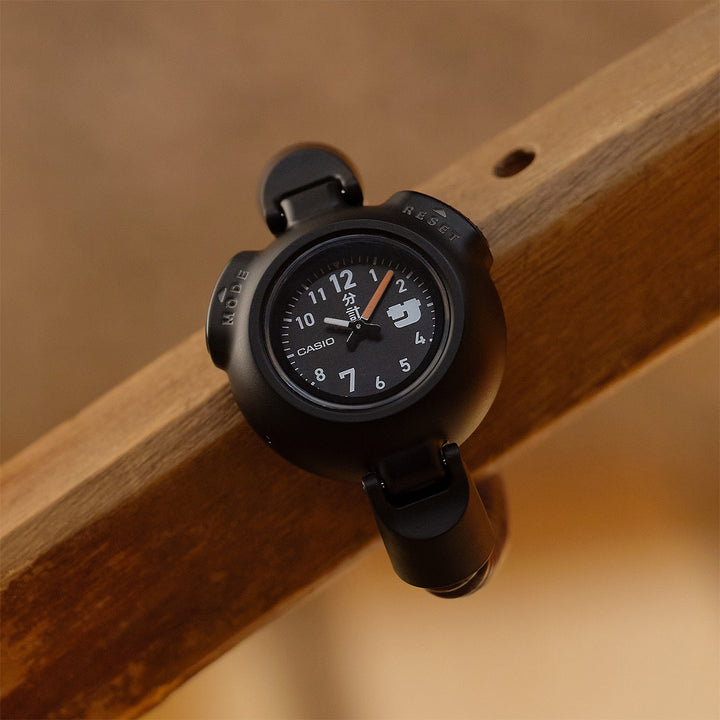 サウナ愛好者のための腕時計「サ時計」